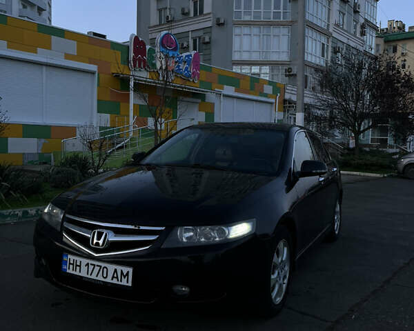 Черный Хонда Аккорд, объемом двигателя 2 л и пробегом 330 тыс. км за 5250 $, фото 4 на Automoto.ua