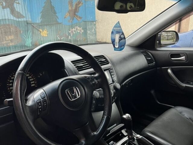 Черный Хонда Аккорд, объемом двигателя 2 л и пробегом 227 тыс. км за 6500 $, фото 3 на Automoto.ua