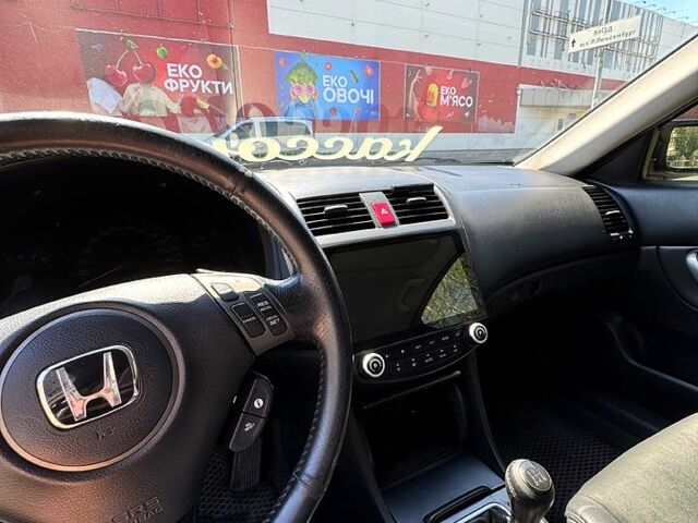 Черный Хонда Аккорд, объемом двигателя 2 л и пробегом 317 тыс. км за 6800 $, фото 10 на Automoto.ua
