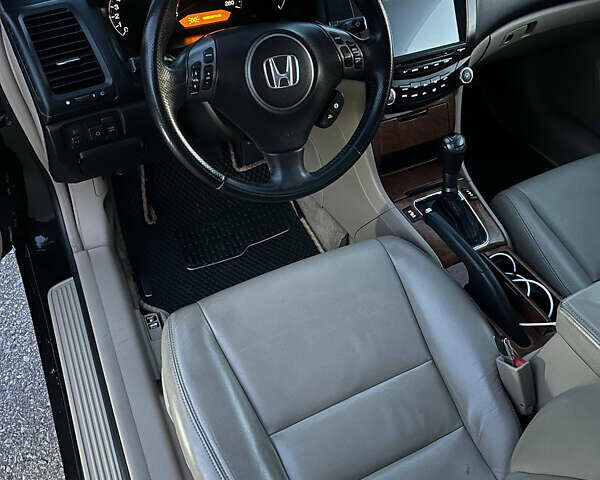 Чорний Хонда Аккорд, об'ємом двигуна 2 л та пробігом 220 тис. км за 5900 $, фото 2 на Automoto.ua