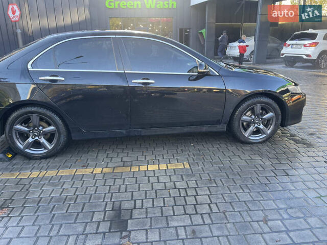 Черный Хонда Аккорд, объемом двигателя 2.4 л и пробегом 151 тыс. км за 7200 $, фото 13 на Automoto.ua