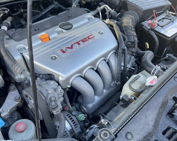 Черный Хонда Аккорд, объемом двигателя 2.4 л и пробегом 151 тыс. км за 7200 $, фото 20 на Automoto.ua