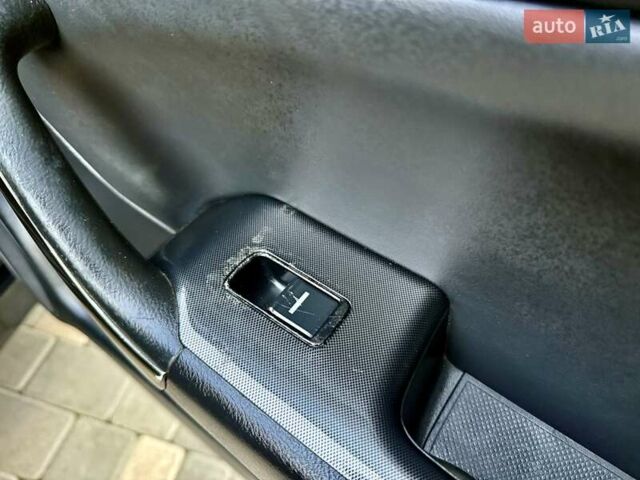 Черный Хонда Аккорд, объемом двигателя 2 л и пробегом 232 тыс. км за 5400 $, фото 49 на Automoto.ua