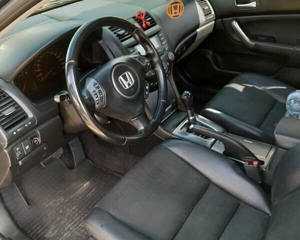 Чорний Хонда Аккорд, об'ємом двигуна 2 л та пробігом 165 тис. км за 6900 $, фото 16 на Automoto.ua