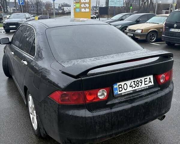 Черный Хонда Аккорд, объемом двигателя 2.4 л и пробегом 449 тыс. км за 5500 $, фото 3 на Automoto.ua