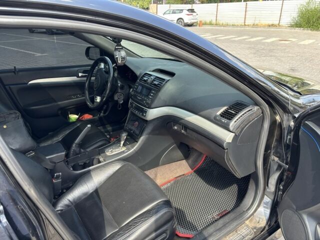 Чорний Хонда Аккорд, об'ємом двигуна 2.4 л та пробігом 270 тис. км за 5500 $, фото 6 на Automoto.ua