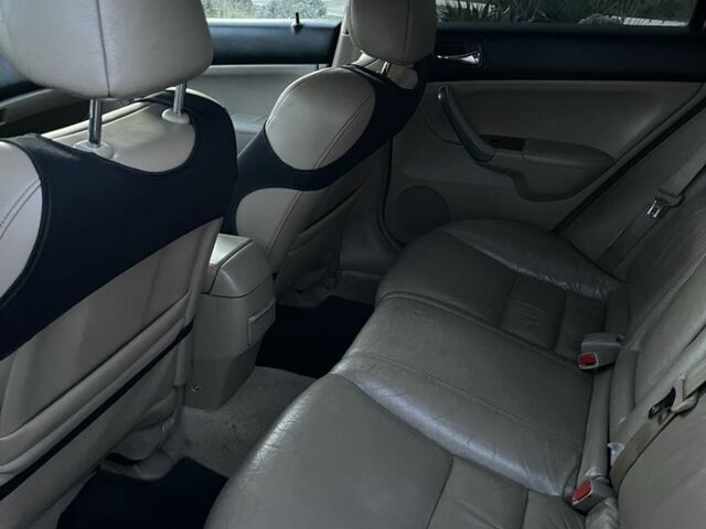 Черный Хонда Аккорд, объемом двигателя 2 л и пробегом 330 тыс. км за 5600 $, фото 15 на Automoto.ua