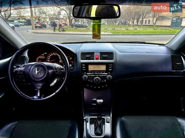 Черный Хонда Аккорд, объемом двигателя 2 л и пробегом 232 тыс. км за 5400 $, фото 73 на Automoto.ua