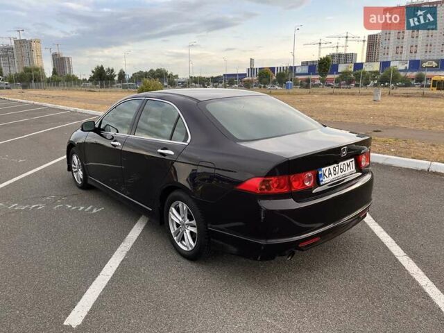 Чорний Хонда Аккорд, об'ємом двигуна 2.35 л та пробігом 380 тис. км за 7999 $, фото 10 на Automoto.ua