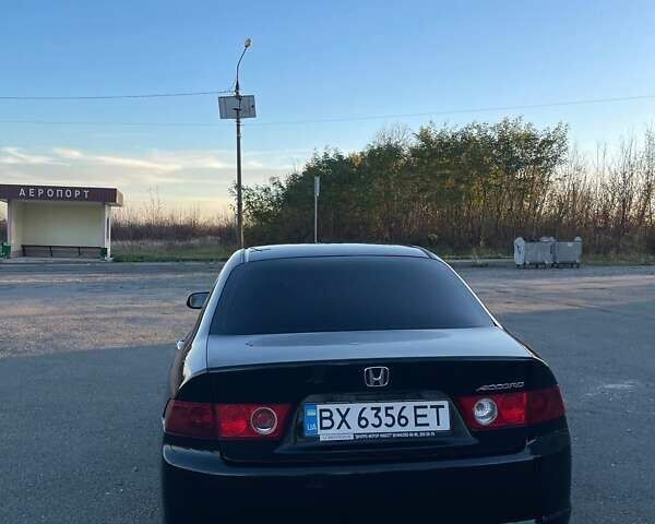 Чорний Хонда Аккорд, об'ємом двигуна 2 л та пробігом 220 тис. км за 6999 $, фото 2 на Automoto.ua