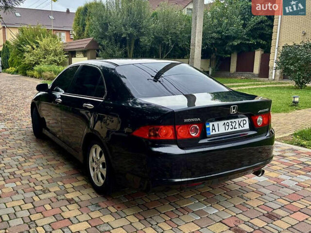Черный Хонда Аккорд, объемом двигателя 2 л и пробегом 265 тыс. км за 5499 $, фото 7 на Automoto.ua