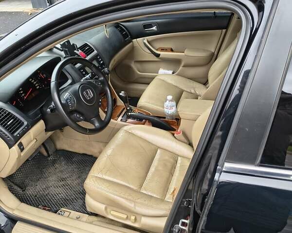 Черный Хонда Аккорд, объемом двигателя 2 л и пробегом 297 тыс. км за 6700 $, фото 1 на Automoto.ua