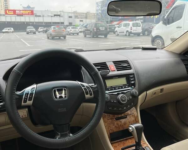 Чорний Хонда Аккорд, об'ємом двигуна 2 л та пробігом 322 тис. км за 6999 $, фото 6 на Automoto.ua