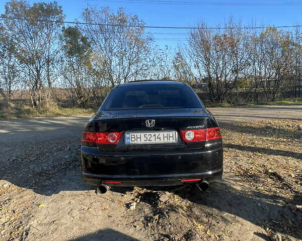 Черный Хонда Аккорд, объемом двигателя 2.4 л и пробегом 151 тыс. км за 7200 $, фото 5 на Automoto.ua