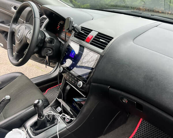 Чорний Хонда Аккорд, об'ємом двигуна 2.4 л та пробігом 354 тис. км за 6800 $, фото 17 на Automoto.ua