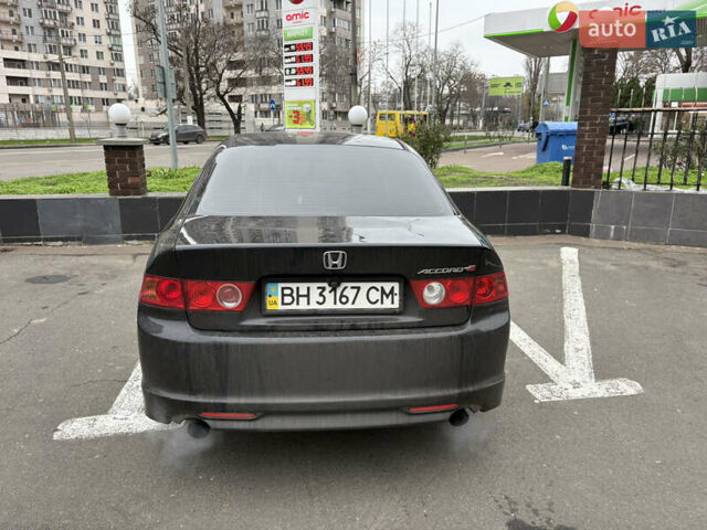 Черный Хонда Аккорд, объемом двигателя 2.35 л и пробегом 165 тыс. км за 6500 $, фото 2 на Automoto.ua