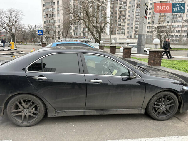 Черный Хонда Аккорд, объемом двигателя 2.35 л и пробегом 165 тыс. км за 6500 $, фото 4 на Automoto.ua