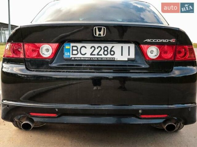Черный Хонда Аккорд, объемом двигателя 2.4 л и пробегом 307 тыс. км за 5999 $, фото 5 на Automoto.ua