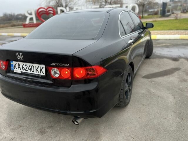 Черный Хонда Аккорд, объемом двигателя 2 л и пробегом 267 тыс. км за 6100 $, фото 1 на Automoto.ua