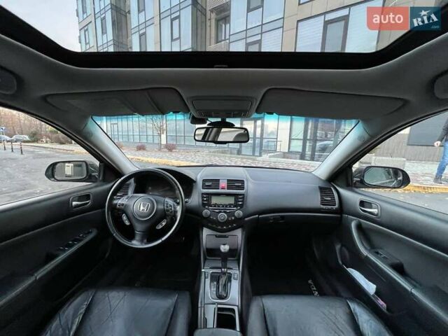 Черный Хонда Аккорд, объемом двигателя 2 л и пробегом 177 тыс. км за 7700 $, фото 4 на Automoto.ua
