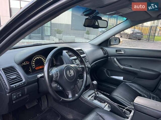 Черный Хонда Аккорд, объемом двигателя 2 л и пробегом 177 тыс. км за 7700 $, фото 16 на Automoto.ua
