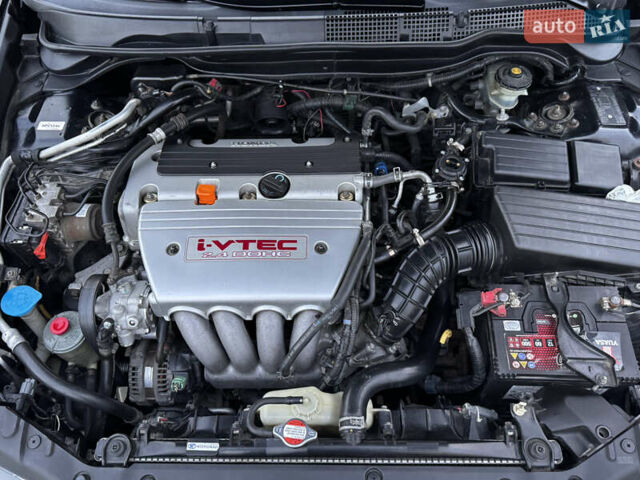 Черный Хонда Аккорд, объемом двигателя 2.4 л и пробегом 220 тыс. км за 8200 $, фото 22 на Automoto.ua