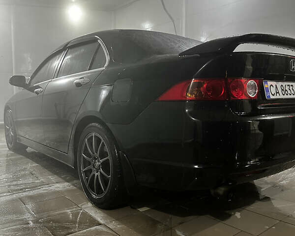 Черный Хонда Аккорд, объемом двигателя 2.4 л и пробегом 339 тыс. км за 6400 $, фото 19 на Automoto.ua