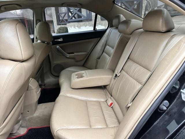 Чорний Хонда Аккорд, об'ємом двигуна 2.4 л та пробігом 350 тис. км за 5999 $, фото 12 на Automoto.ua