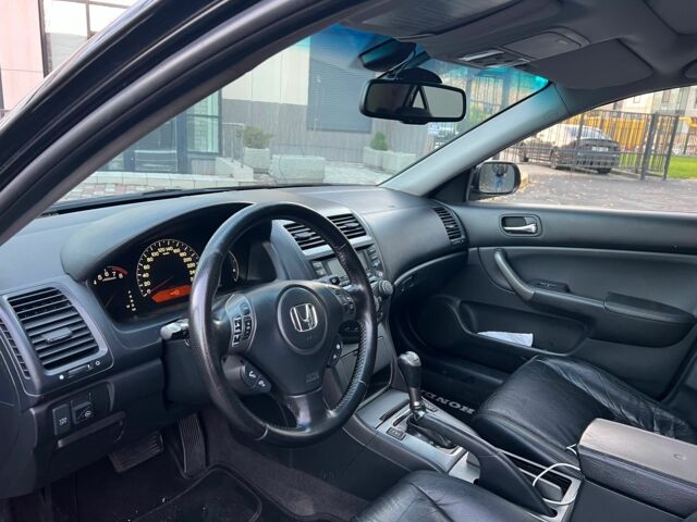 Черный Хонда Аккорд, объемом двигателя 2 л и пробегом 177 тыс. км за 7700 $, фото 12 на Automoto.ua