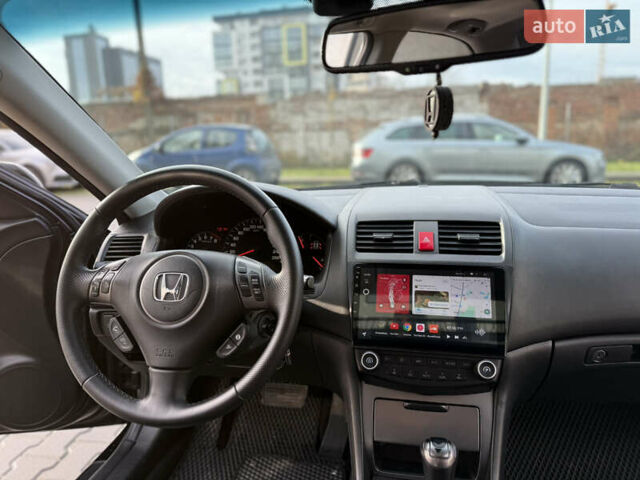 Черный Хонда Аккорд, объемом двигателя 2 л и пробегом 221 тыс. км за 7500 $, фото 10 на Automoto.ua