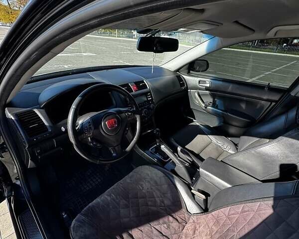 Черный Хонда Аккорд, объемом двигателя 2.4 л и пробегом 201 тыс. км за 8150 $, фото 5 на Automoto.ua