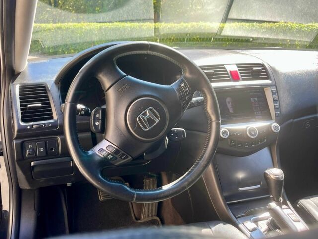 Черный Хонда Аккорд, объемом двигателя 2 л и пробегом 278 тыс. км за 5900 $, фото 6 на Automoto.ua