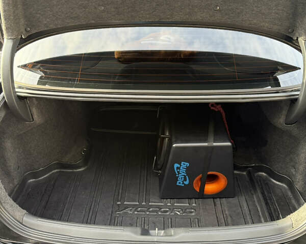 Черный Хонда Аккорд, объемом двигателя 2 л и пробегом 221 тыс. км за 7500 $, фото 20 на Automoto.ua