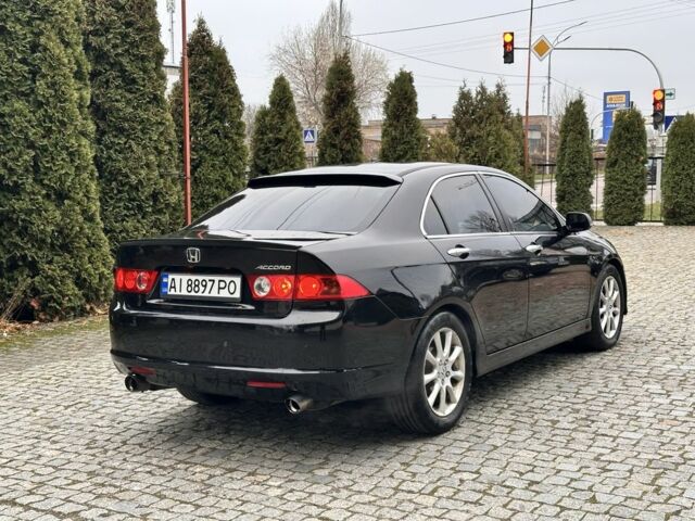 Чорний Хонда Аккорд, об'ємом двигуна 2.4 л та пробігом 350 тис. км за 5999 $, фото 4 на Automoto.ua