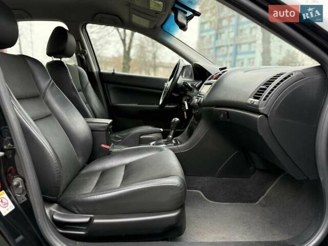 Чорний Хонда Аккорд, об'ємом двигуна 2 л та пробігом 237 тис. км за 6200 $, фото 10 на Automoto.ua