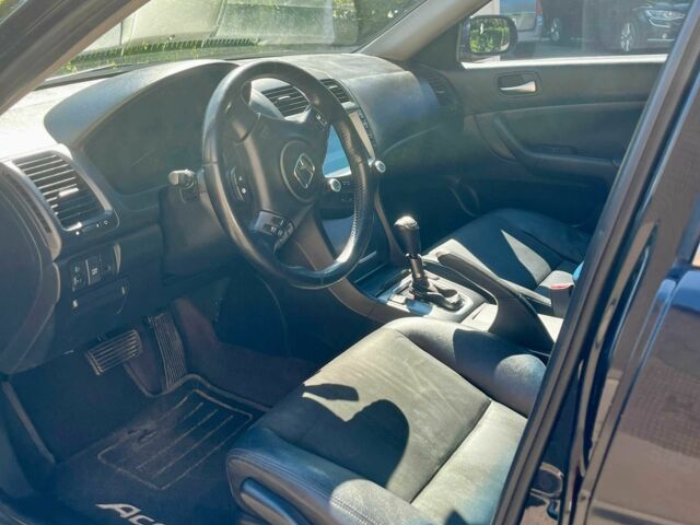 Черный Хонда Аккорд, объемом двигателя 2 л и пробегом 278 тыс. км за 5900 $, фото 4 на Automoto.ua