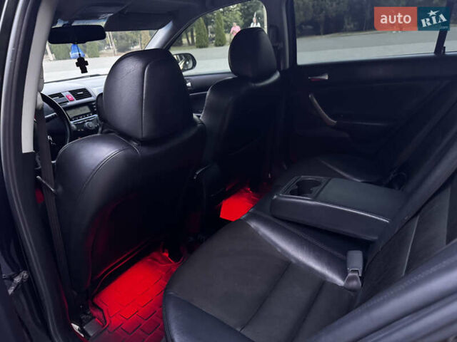 Черный Хонда Аккорд, объемом двигателя 2.4 л и пробегом 220 тыс. км за 8200 $, фото 13 на Automoto.ua