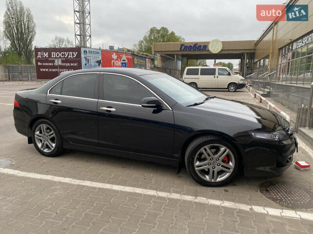 Чорний Хонда Аккорд, об'ємом двигуна 2 л та пробігом 310 тис. км за 8100 $, фото 4 на Automoto.ua