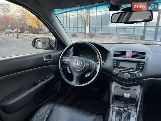 Черный Хонда Аккорд, объемом двигателя 2 л и пробегом 177 тыс. км за 7700 $, фото 5 на Automoto.ua