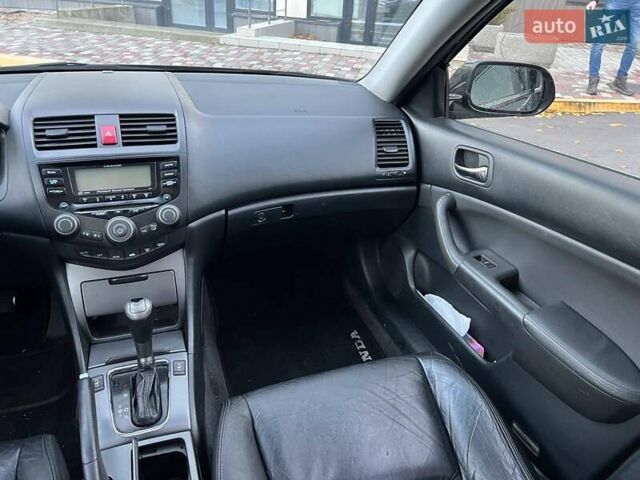 Черный Хонда Аккорд, объемом двигателя 2 л и пробегом 177 тыс. км за 7700 $, фото 3 на Automoto.ua