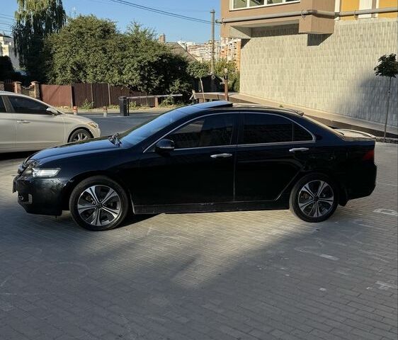 Чорний Хонда Аккорд, об'ємом двигуна 2 л та пробігом 385 тис. км за 5900 $, фото 1 на Automoto.ua