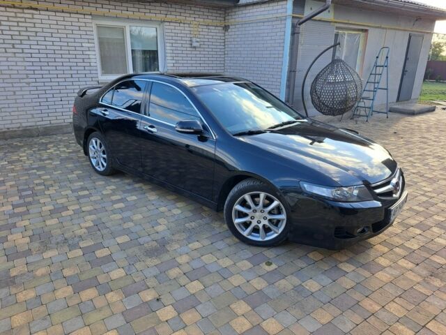 Черный Хонда Аккорд, объемом двигателя 2.4 л и пробегом 123 тыс. км за 6400 $, фото 1 на Automoto.ua