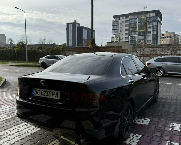 Черный Хонда Аккорд, объемом двигателя 2 л и пробегом 221 тыс. км за 7500 $, фото 6 на Automoto.ua