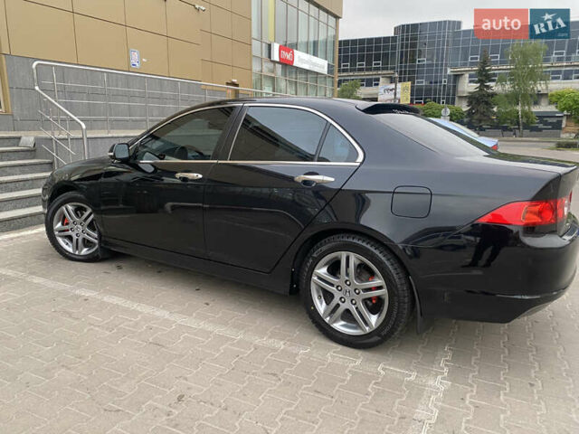 Чорний Хонда Аккорд, об'ємом двигуна 2 л та пробігом 310 тис. км за 8100 $, фото 2 на Automoto.ua