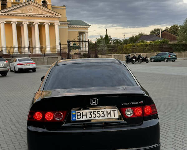Черный Хонда Аккорд, объемом двигателя 2.4 л и пробегом 220 тыс. км за 8200 $, фото 2 на Automoto.ua
