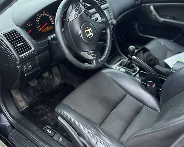 Черный Хонда Аккорд, объемом двигателя 2 л и пробегом 267 тыс. км за 6100 $, фото 12 на Automoto.ua