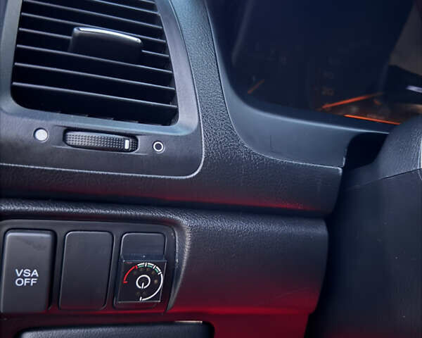 Черный Хонда Аккорд, объемом двигателя 2.4 л и пробегом 217 тыс. км за 8400 $, фото 17 на Automoto.ua