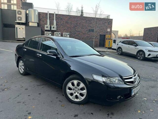 Черный Хонда Аккорд, объемом двигателя 2 л и пробегом 177 тыс. км за 7700 $, фото 2 на Automoto.ua