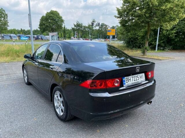Черный Хонда Аккорд, объемом двигателя 2 л и пробегом 270 тыс. км за 6500 $, фото 2 на Automoto.ua