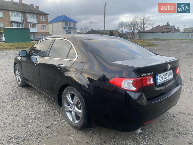 Чорний Хонда Аккорд, об'ємом двигуна 2.4 л та пробігом 244 тис. км за 9300 $, фото 4 на Automoto.ua